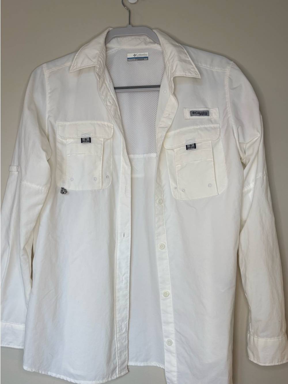 Columbia unisex Long-Sleeve White Button-Front Outdoor Shirt